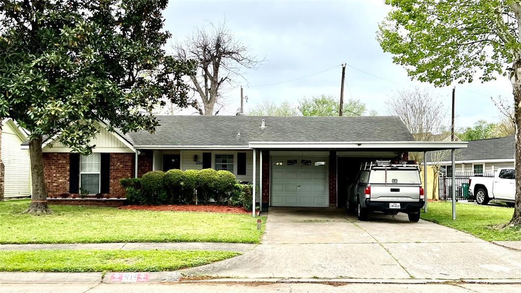 Primary Photo - 505 Bennett Dr