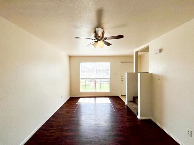 Foto del edificio - 4207 July Dr