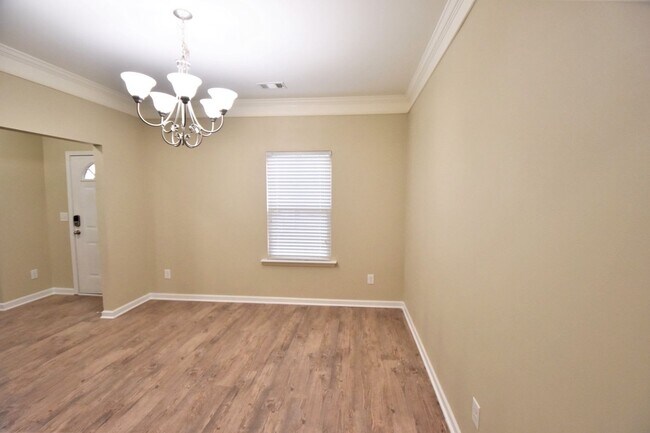 Building Photo - 3484 Village Park Ln SW