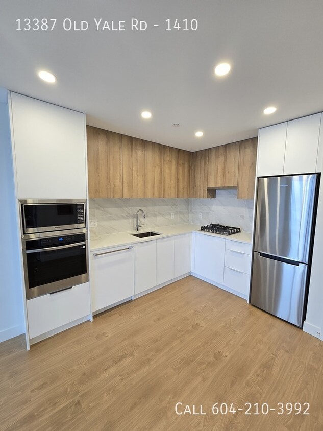 Primary Photo - New Condo in The Holland Two