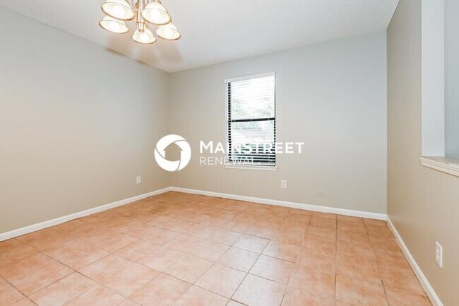 Foto del edificio - 3 Bedroom Pet-Friendly Home in Jacksonville, FL with Main Street Renewal