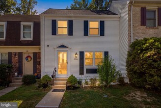 Building Photo - 3046 Talking Rock Dr