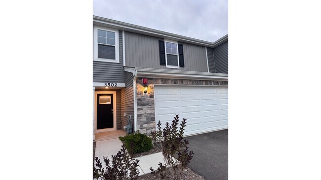Building Photo - 3502 Richardson Cir