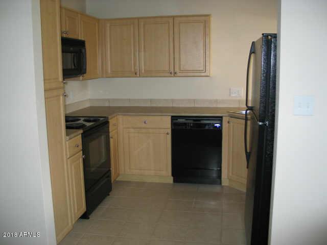 Building Photo - 10055 E Mountainview Lake Dr