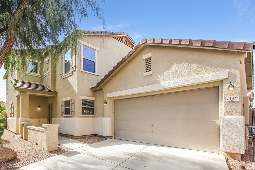 Foto principal - 1149 E Lowell Ave