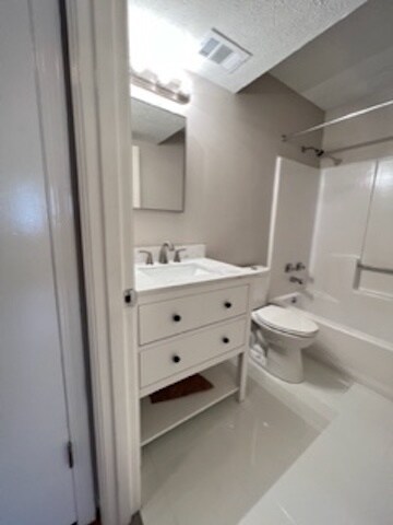 Building Photo - 11310 Frenchrone Dr