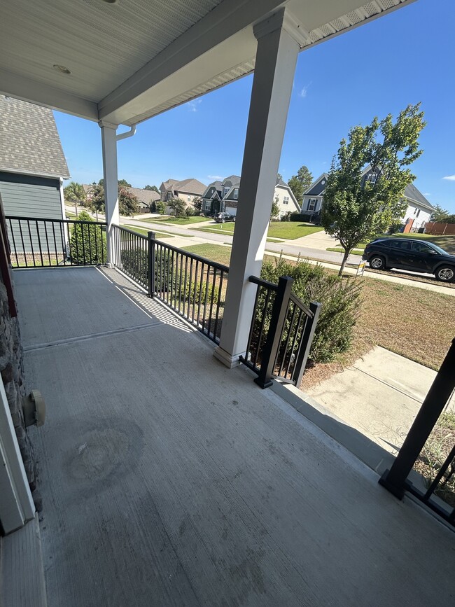 Building Photo - 1134 Beechfern Cir