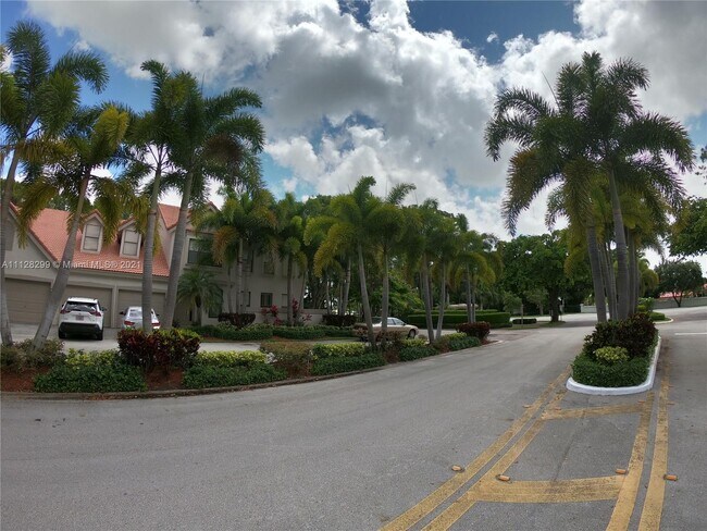 Foto del edificio - 5800 Coach House Cir