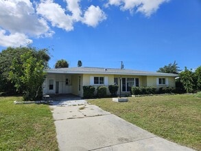 Building Photo - 264 Glen Oak Rd