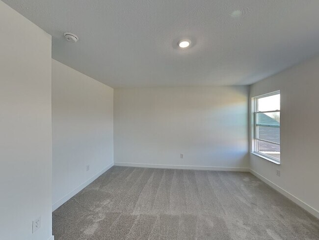 Foto del edificio - 912 Holmdale Dr