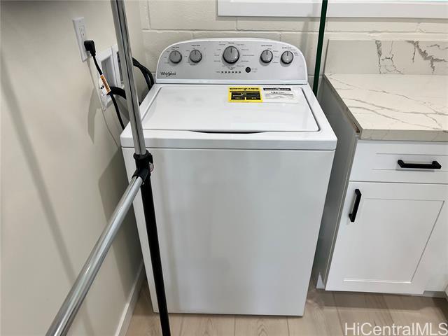 Building Photo - 1364 Frank St