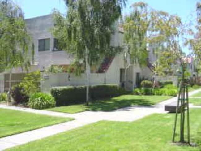 Building Photo - 2255 Armada Way