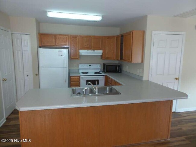 Foto del edificio - 3101 Bridges St
