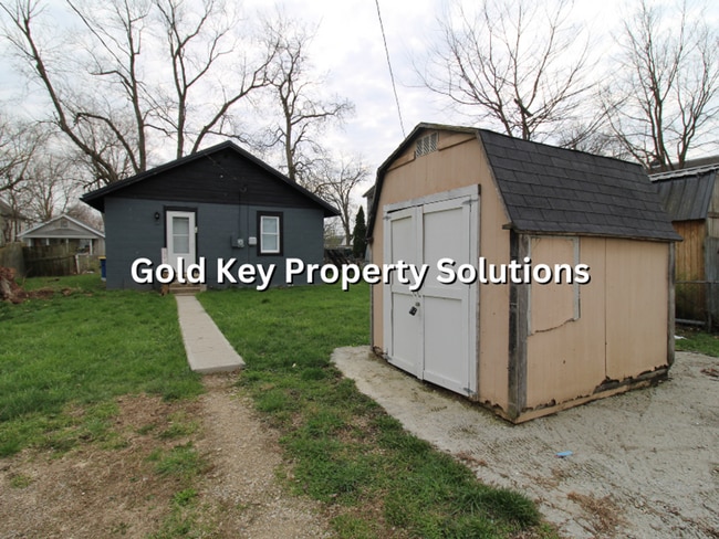 Building Photo - MUNCIE 2 BR 1 BA House with Main-Level Laundry and Shed (SECTION 8 APPROVED)