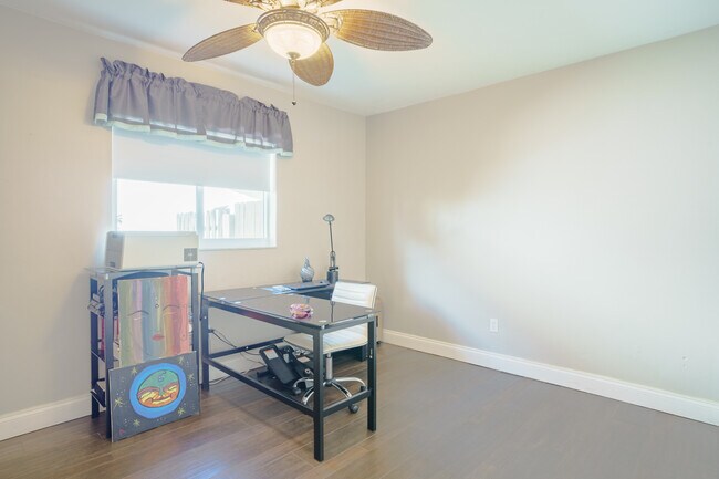 Building Photo - 7403 Loch Ness Dr