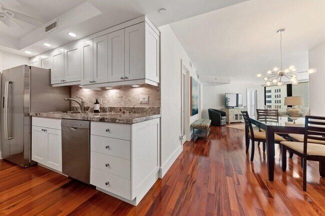 Foto del edificio - 3000 N Ocean Dr