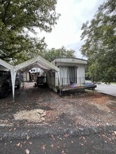 Building Photo - 35 Brookdale Rd