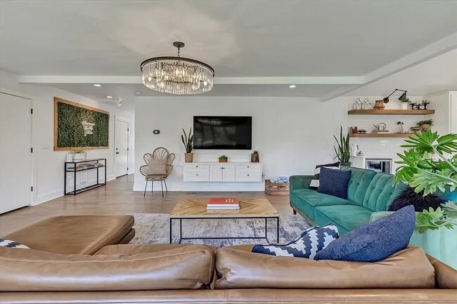Foto del edificio - 4910 Morris Ln