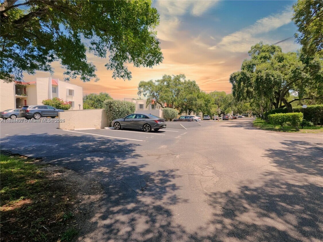 Primary Photo - 618 NW 13th St