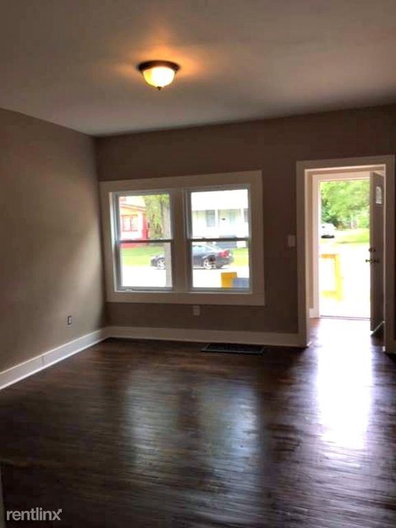 Building Photo - 4 br, 2 bath House - 353 Monroe Ave