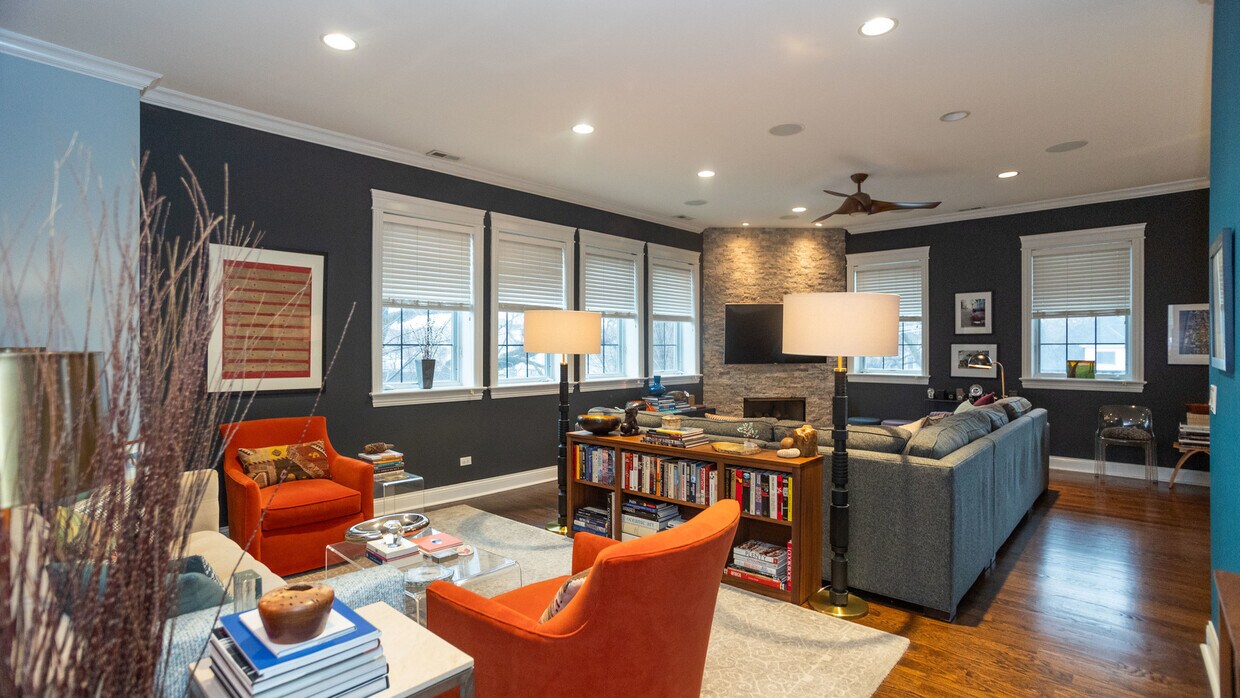 3203 N Oakley Ave, Chicago, IL 60618 Townhome Rentals in Chicago IL