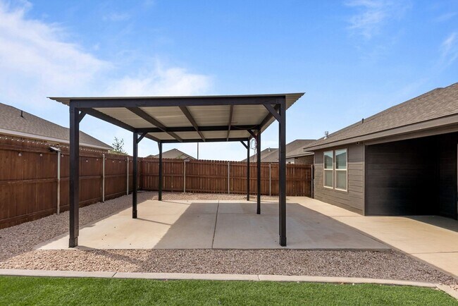 Foto del edificio - 7108 Red Cyn Rd