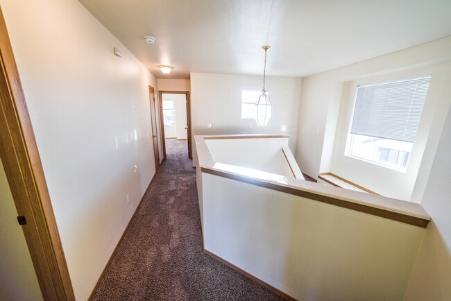 Building Photo - 2106 Yellowstone St