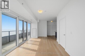 Building Photo - 30 Shore Breeze Dr