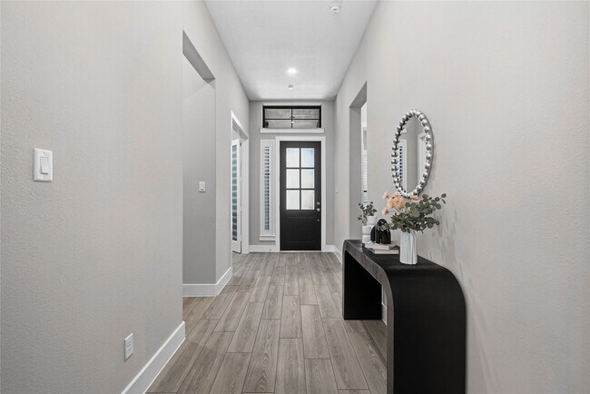 Building Photo - 1222 McMurtry Ridge Dr