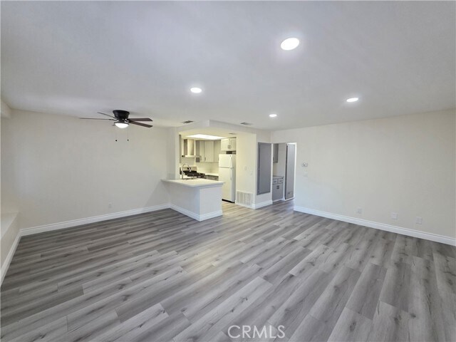 Foto del edificio - 44036 25th St W