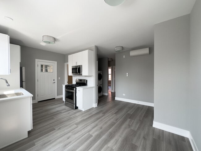 Foto del edificio - 3942 N Janssen Ave