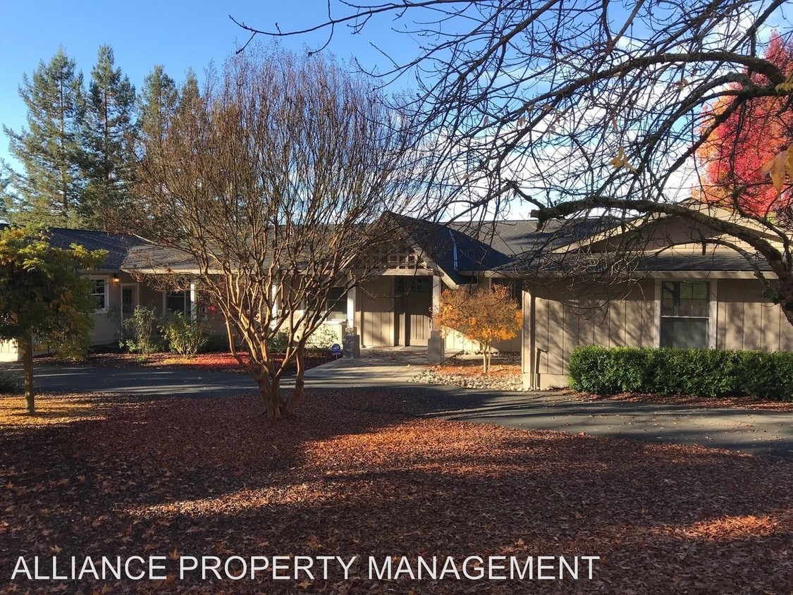 4880 Vine Hill Rd, Sebastopol, CA 95472 House Rental in Sebastopol