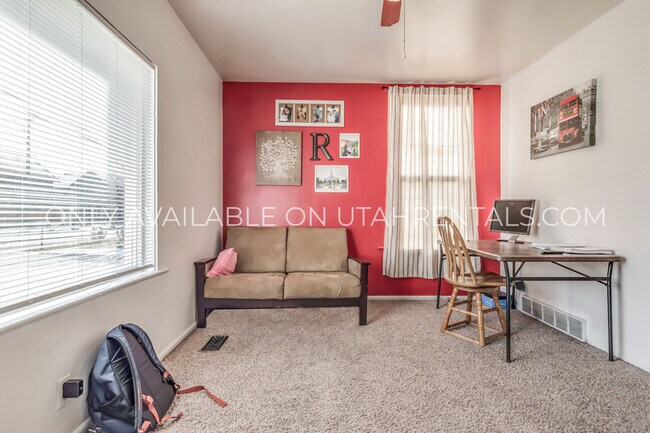 Foto del edificio - 206 S 1600 W