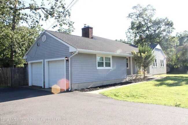 Building Photo - 48 Clayton Ave