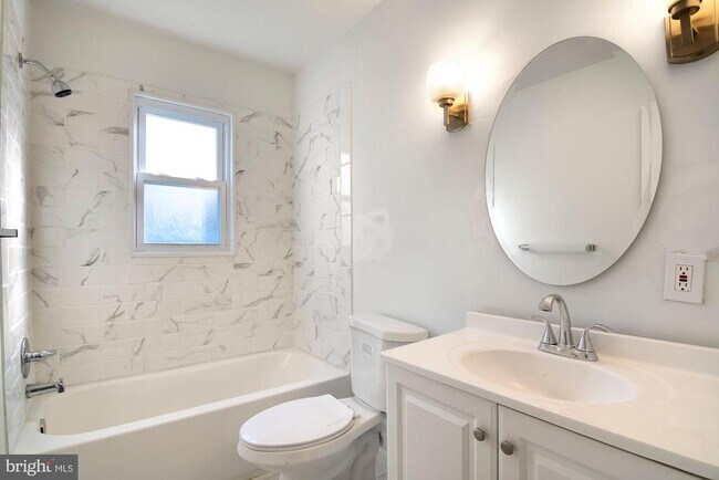 Foto del edificio - 1647 Hylton Ave