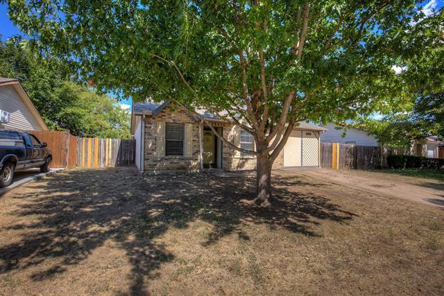 Building Photo - 2441 Sweetwood Dr