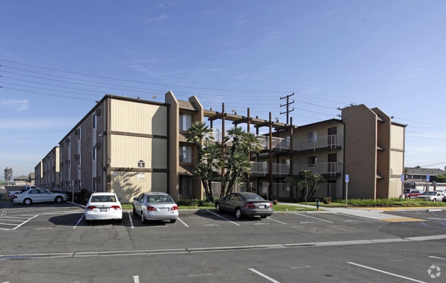 Moonraker - Moonraker Apartments