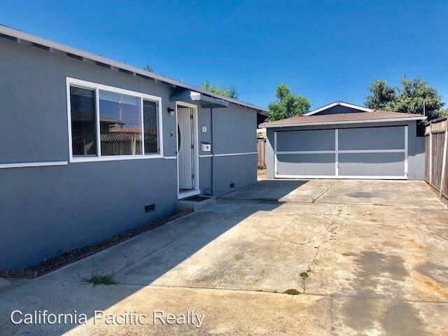 Foto principal - 85-87 Eastwood Ct