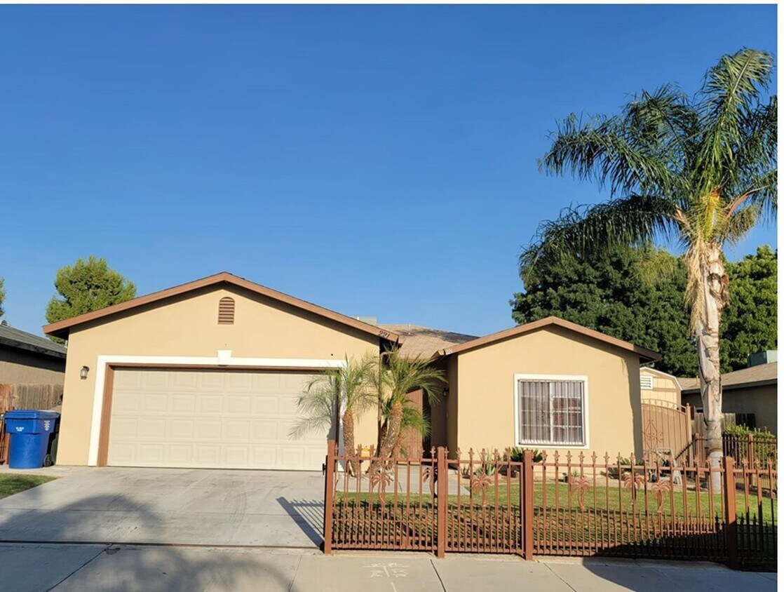 Foto principal - Centrally located!