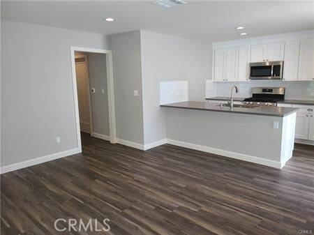 Foto del edificio - 13649 Osborne St