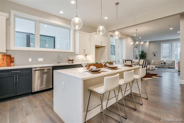 Foto principal - 80 W 10th Ave