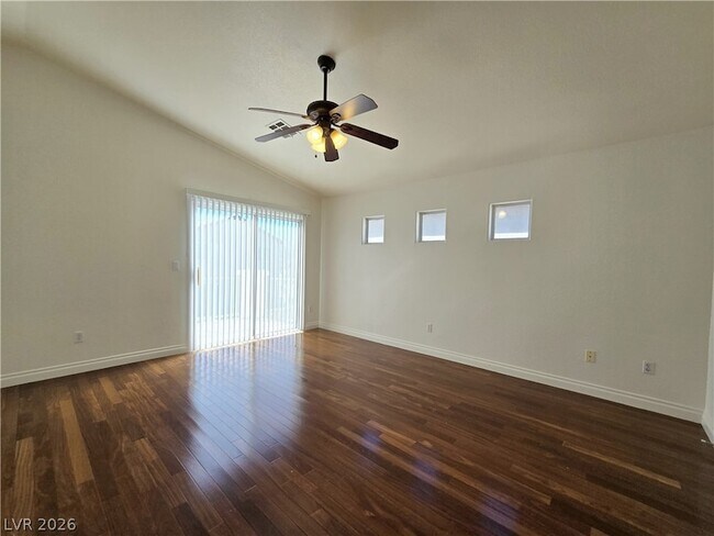 Foto del edificio - 6291 Dollar Bill Ct