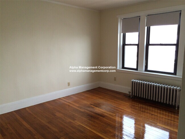 Foto del edificio - 349 Pleasant St