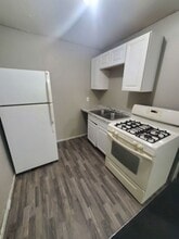 Building Photo - 2214-2220 W Hopkins St.