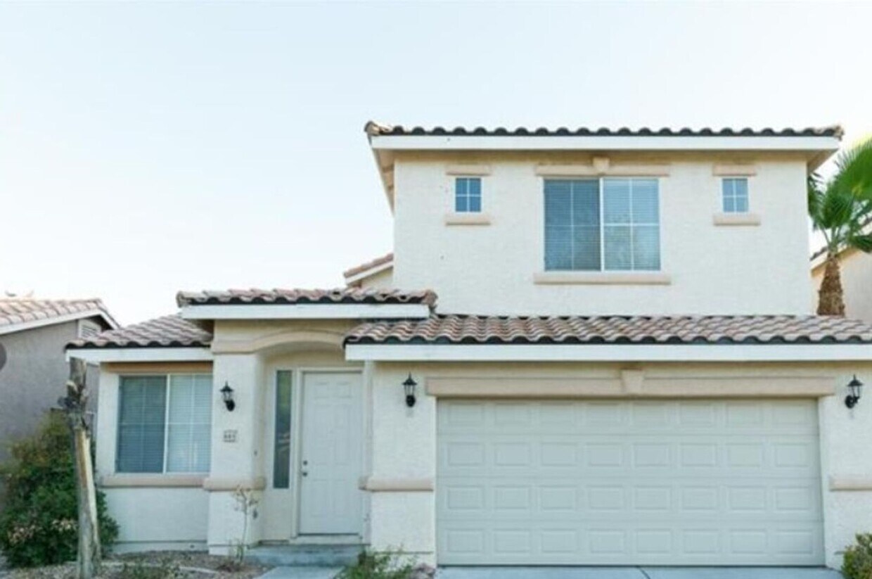 Foto principal - AWESOME OPEN FLOORPLAN IN A GATED COMMUNIT...