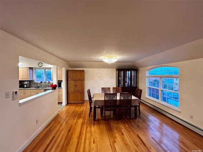 Foto del edificio - 254-11 60th Ave