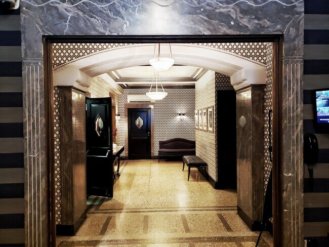 Foto del edificio - 227 E 57th St