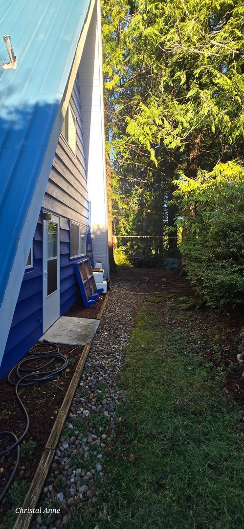 Building Photo - Perfect A Frame located above Hood Canal