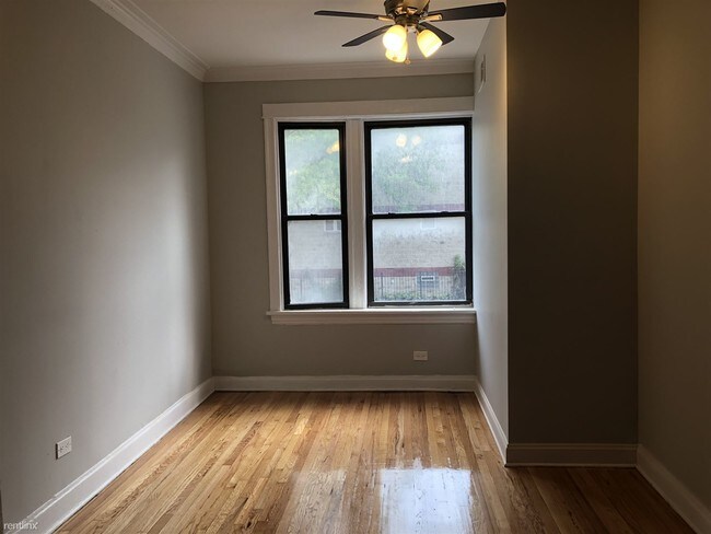 Building Photo - 2 br, 1 bath Apartment - 1322 N Damen Ave