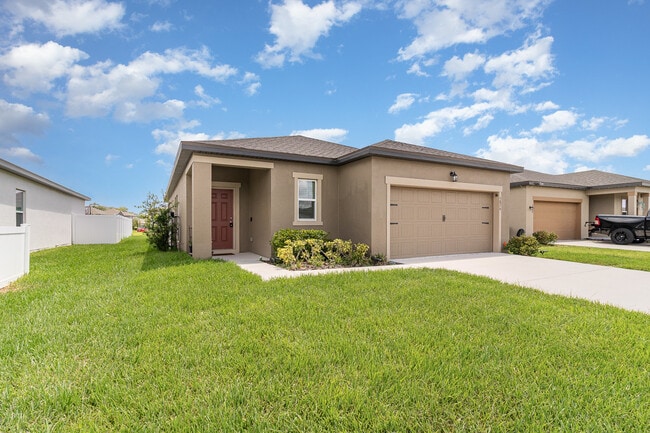 Building Photo - 5876 Bovine Dr